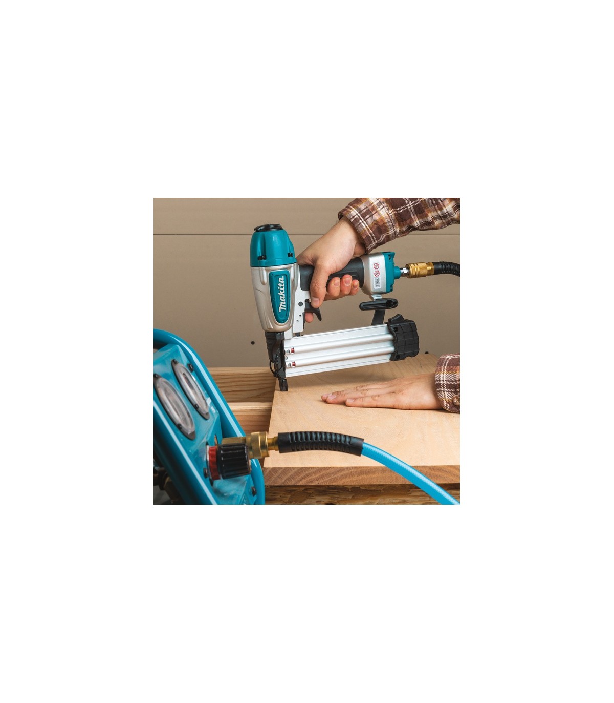 Makita cloueur pneumatique AF506 - 4 à 8 bars de pression