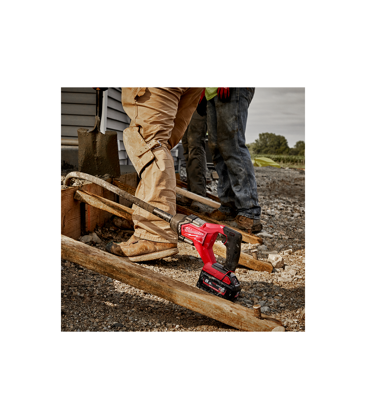 Aiguille vibrante sans fil 1,2m MILWAUKEE
