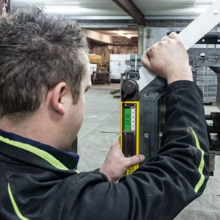 Rapporteur d'angle électronique 45cm TECH 700 DA STABILA