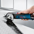 Cisaille GUS 12 V-300 + 1 batterie 12V 6 Ah + 1 chargeur GAL 12V-40 BOSCH