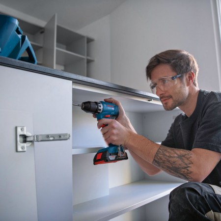 Perceuse-visseuse GSR 18V-45 + 1 batterie Procore 18V 4 Ah + 1 chargeur GAL 18V-40 BOSCH