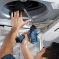 Visseuse à chocs GDR 12V-110 + 2 batteries 12V 6 Ah + chargeur GAL 12V-20 BOSCH