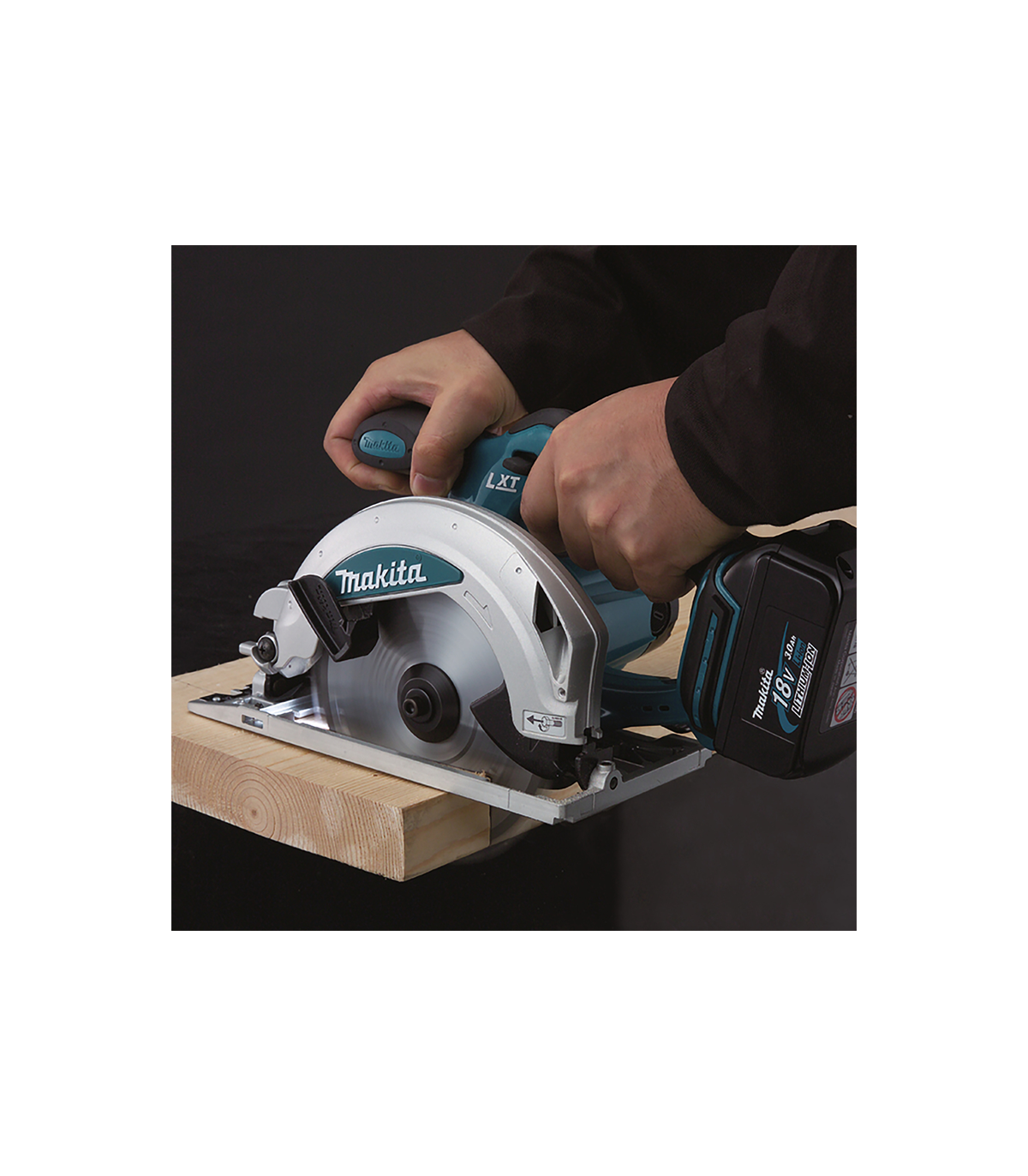 Scie circulaire 18V Ø165 mm DSS610ZJ + 1 batterie BL1850B 18V 5 Ah + 1 chargeur rapide DC18RC MAKITA