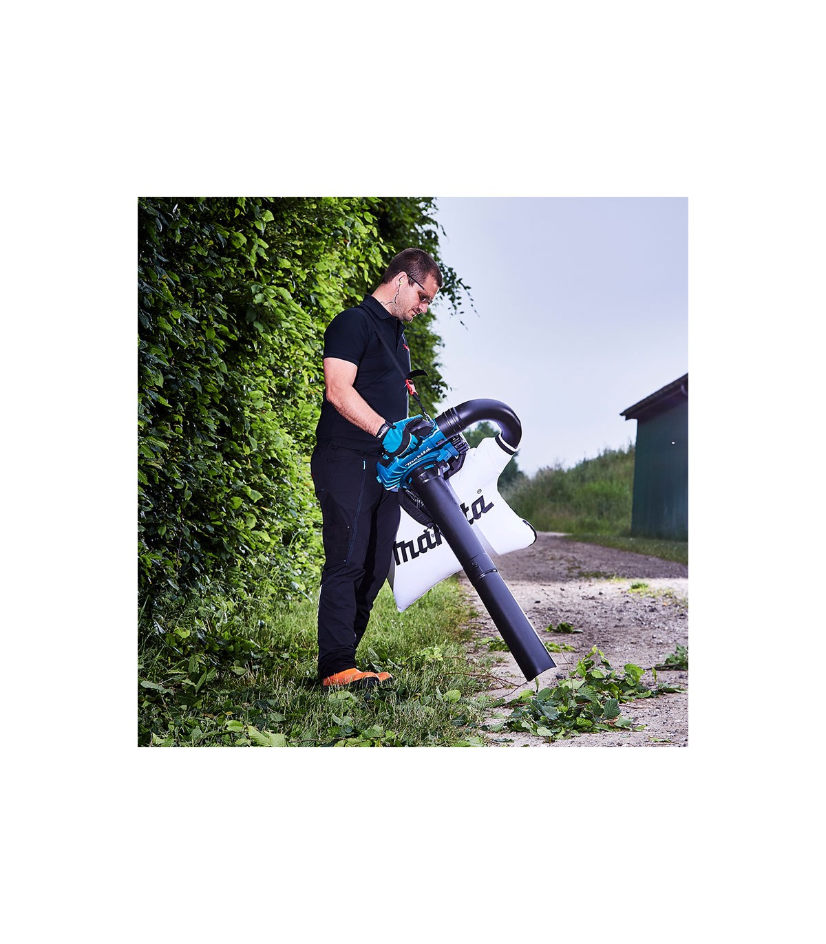 Aspirateur-Broyeur Souffleur 2x18V DUB363ZV + 4 batteries BL1850B 18V 5 Ah + 1 chargeur rapide double DC18RC MAKITA