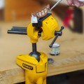 Etau d'établi sur rotule STANLEY