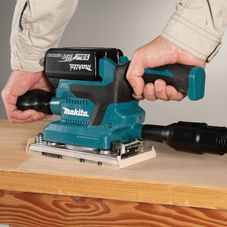 Ponceuse vibrante 18V DBO380 1 Bat 5 Ah MAKITA 