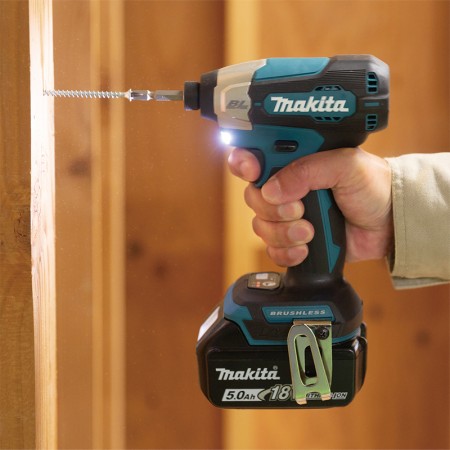 Visseuse à chocs DTD157ZJ MAKITA