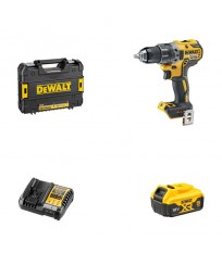 Perceuse-visseuse 18V DCD791NT-XJ + 1 batterie 18V 5 Ah + 1 chargeur DCB1104-QW DEWALT