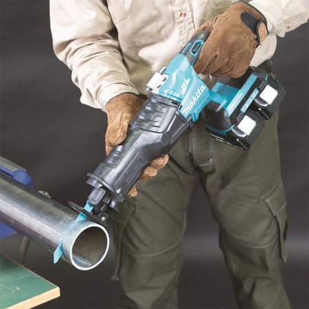 Scie sabre 2x18V DJR360Z MAKITA