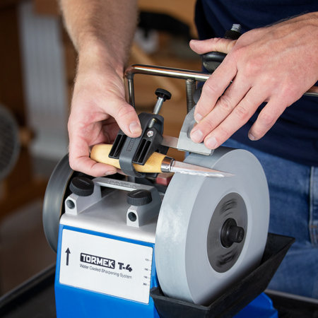 Affûteuse T4 + Dispositif pour mini-couteaux SVM-00 + Dispositif pour couteau avec centrage KJ-45 TORMEK