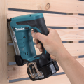 Agrafeuse 18V DST221Z MAKITA