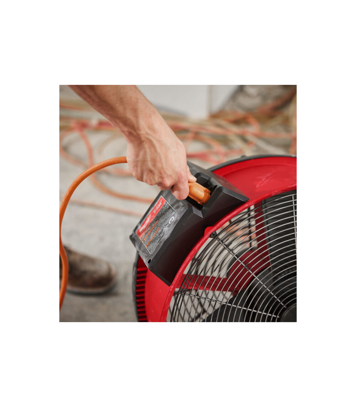 Ventilateur de chantier M18 ARFHP-0 + 1 batterie 18V 5 Ah + 1 Chargeur M12-18 FC MILWAUKEE