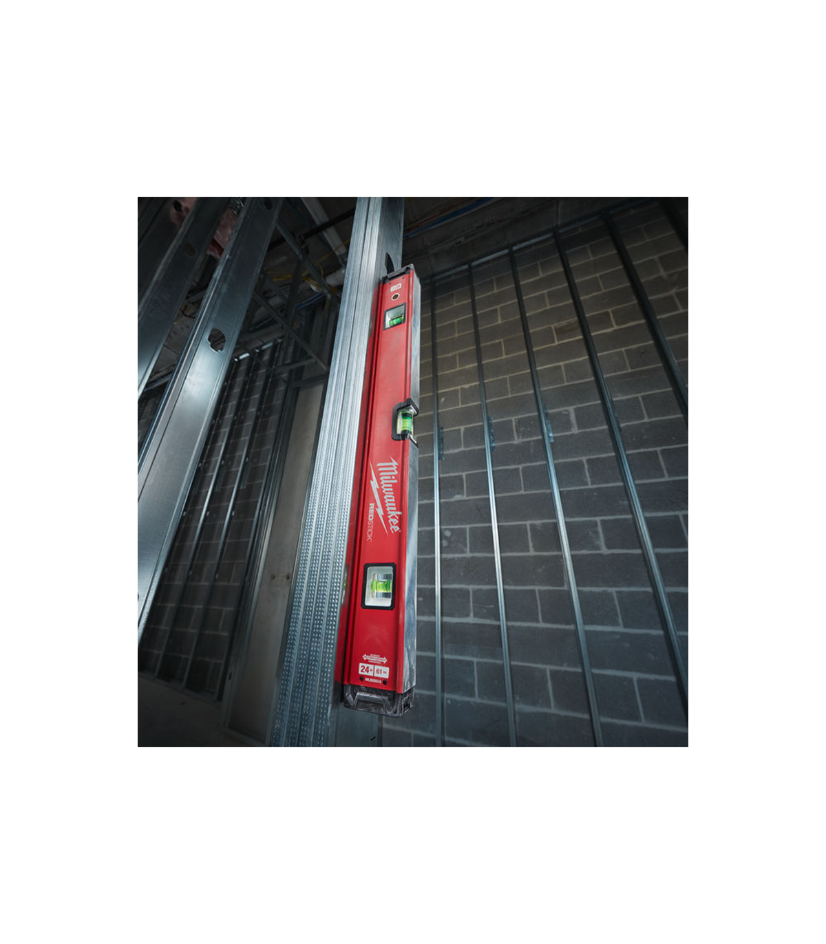 Niveau à bulle magnétique REDSTICK Premium 60cm MILWAUKEE