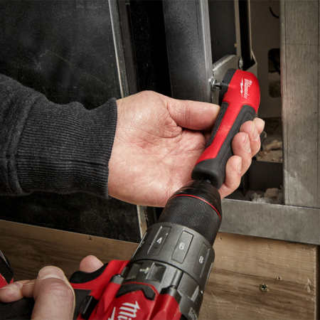 Renvoi d'angle Shockwave + 10 embouts de vissage MILWAUKEE