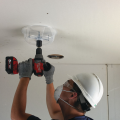 Scie cloche ajustable Ø51-178 mm MILWAUKEE