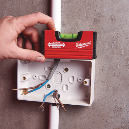 Niveau à bulle Minibox 10cm MILWAUKEE