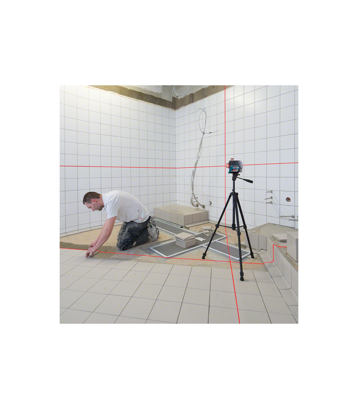 Laser lignes rouge 360° Pile 12V GLL 3-80 C + Trépied BT 150 BOSCH