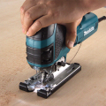 Scie sauteuse 720W 4351FCTJ MAKITA