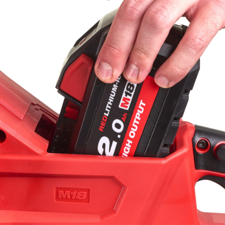 Tronçonneuse 30 cm M18 FCHSC-0 + 2 batteries 18V 12 Ah + chargeur M12-18 FC MILWAUKEE
