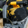 Scie plongeante Ø165 mm 54V DCS520NT-XJ DEWALT