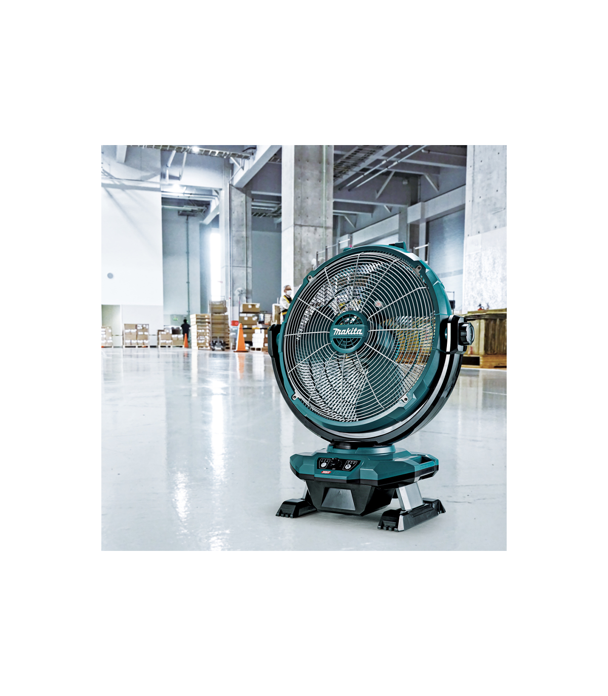 Ventilateur de chantier 18 / 40V LXT-XGT CF003GZ + 1 batterie BL1850B 18V 5 Ah + chargeur rapide DC18RC MAKITA