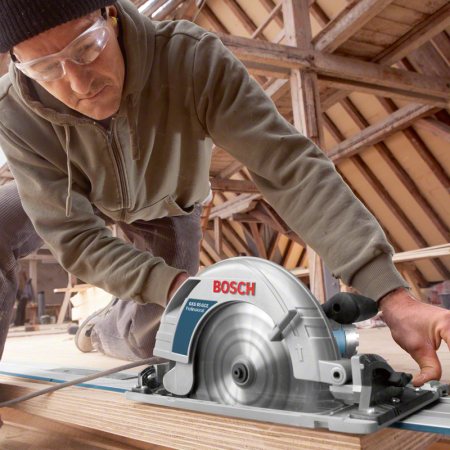 Scie circulaire Ø235 mm GKS 85 G + Rail de guidage FSN 1400 BOSCH