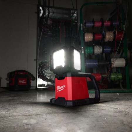 Eclairage de chantier multidirectionnel 18V M18 MDTL-0 MILWAUKEE