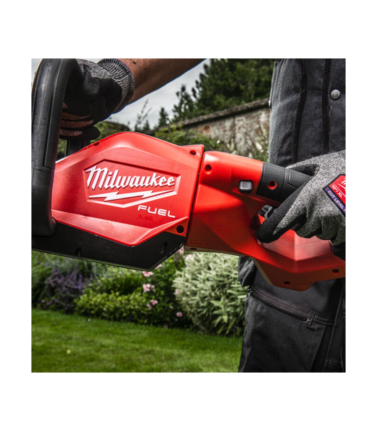 Taille haie 18V M18 FHET60G2-0 + 1 batterie 18V 5Ah + 1 Chargeur M12-18FC MILWAUKEE