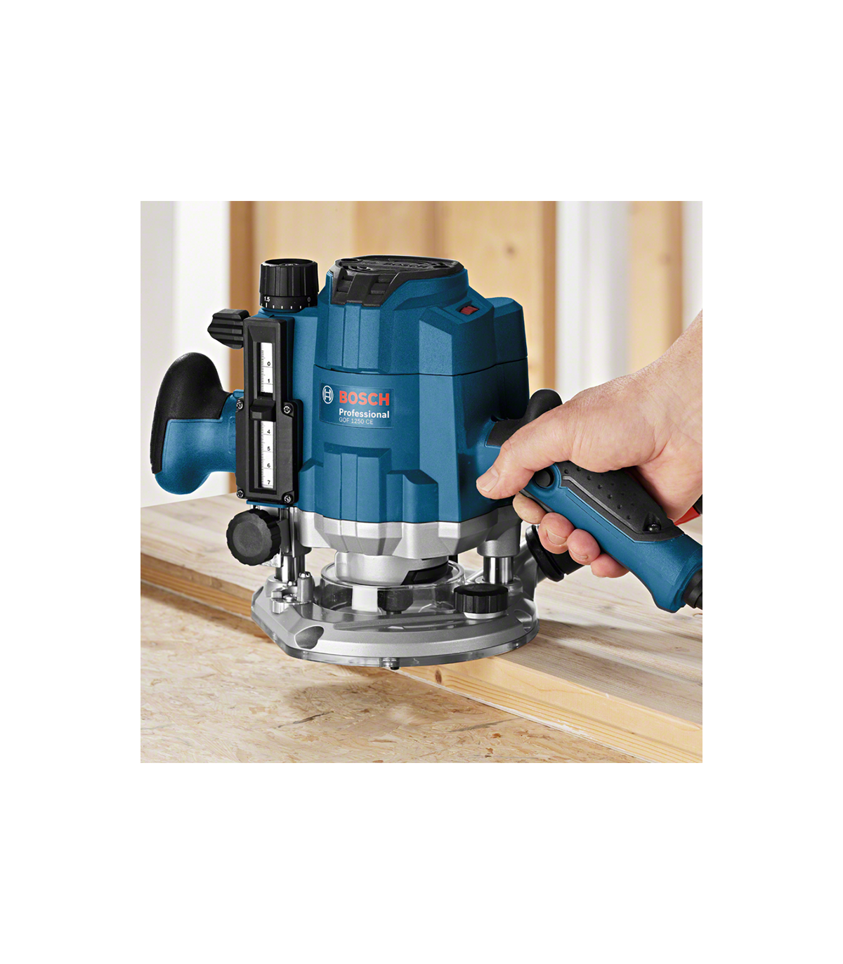 Défonceuse GOF 1250 CE BOSCH