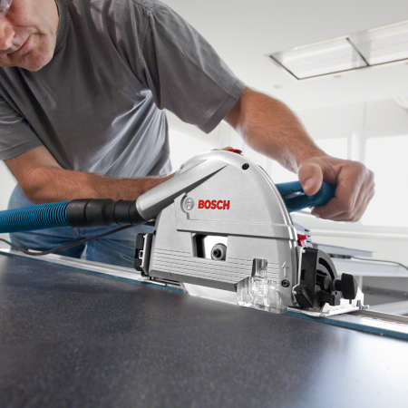 Scie circulaire plongeante Ø165 mm GKT 55 GCE + Rail de guidage FSN 1400 BOSCH
