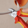 Pince coupante de coter chromée multi usage 160MM KNIPEX