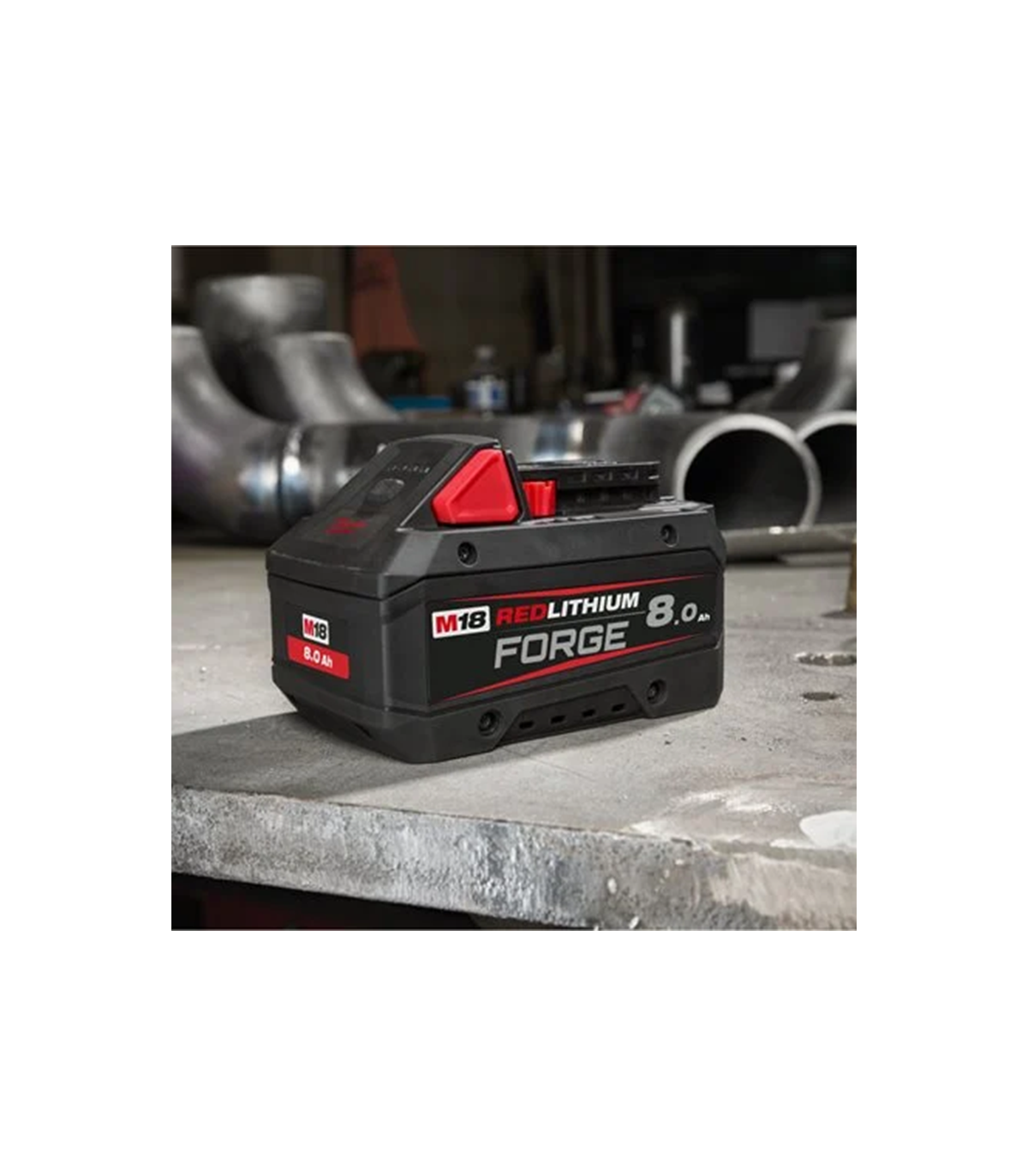 Pack 2 batteries FORGE M18 FB8 18V 8 Ah + chargeur rapide double M18 DBSC MILWAUKEE