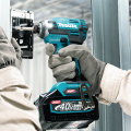 Visseuse à chocs 40V 210Nm TD003GZ01 + 1 batterie 40V 2,5 Ah + chargeur rapide DC40RA MAKITA