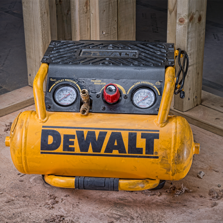 Compresseur 10L DPC10RC-QS DEWALT