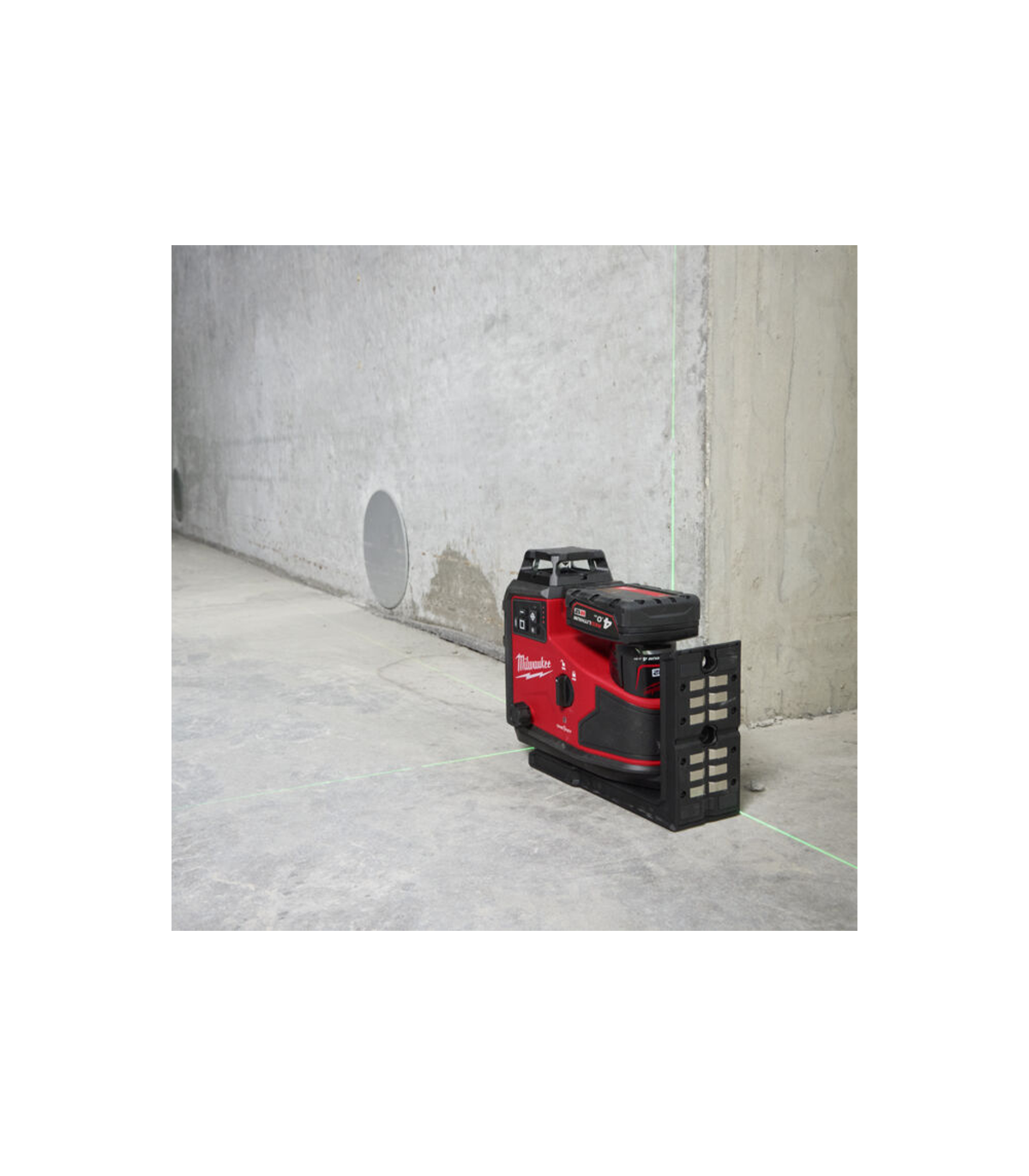 Laser 3 lignes vert 360° M12 A3PLO-0C MILWAUKEE