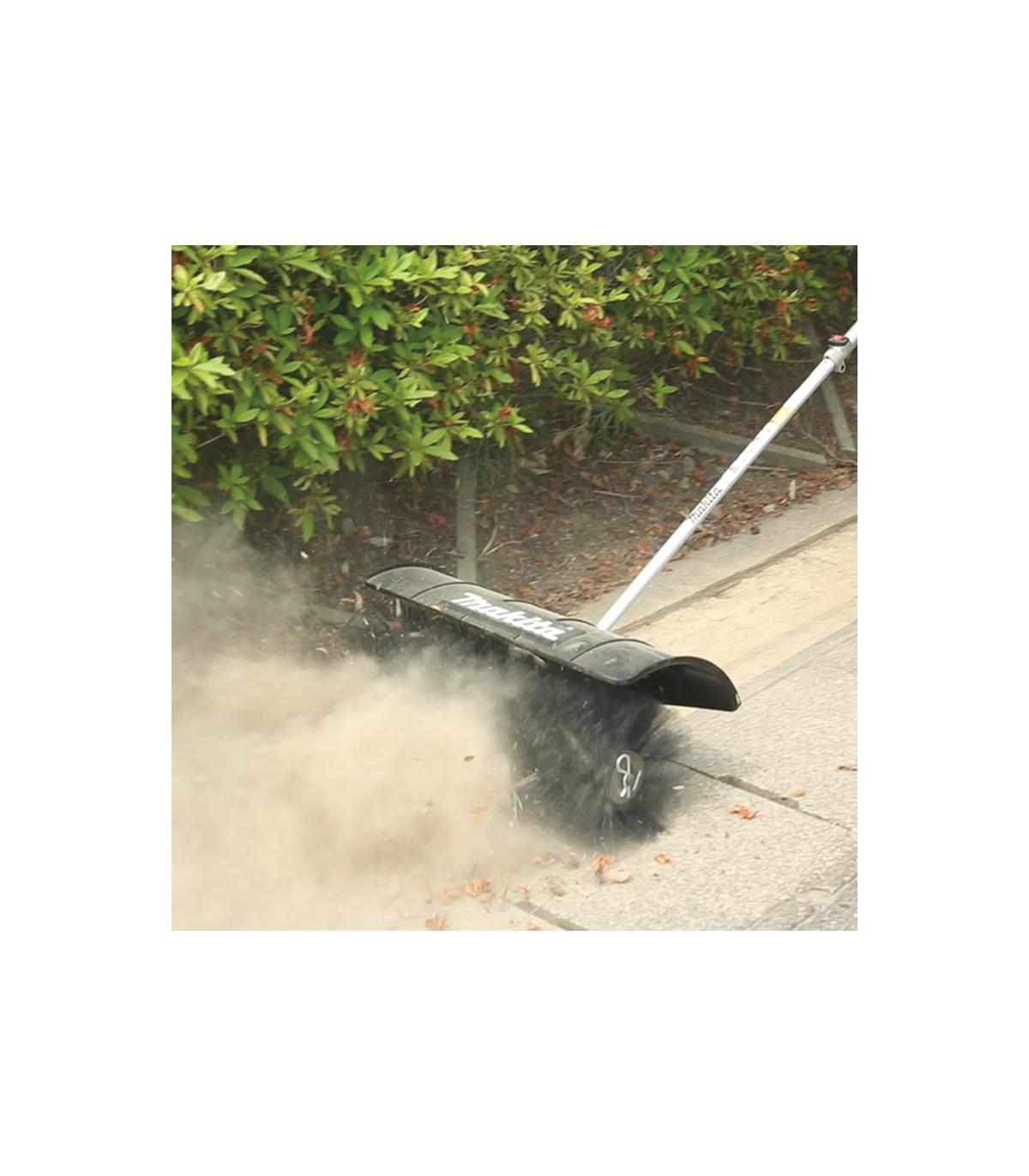 Outil manche multifonction LXT 2x18V DUX60Z + Outil brosse rotative 600mm BR400MP MAKITA