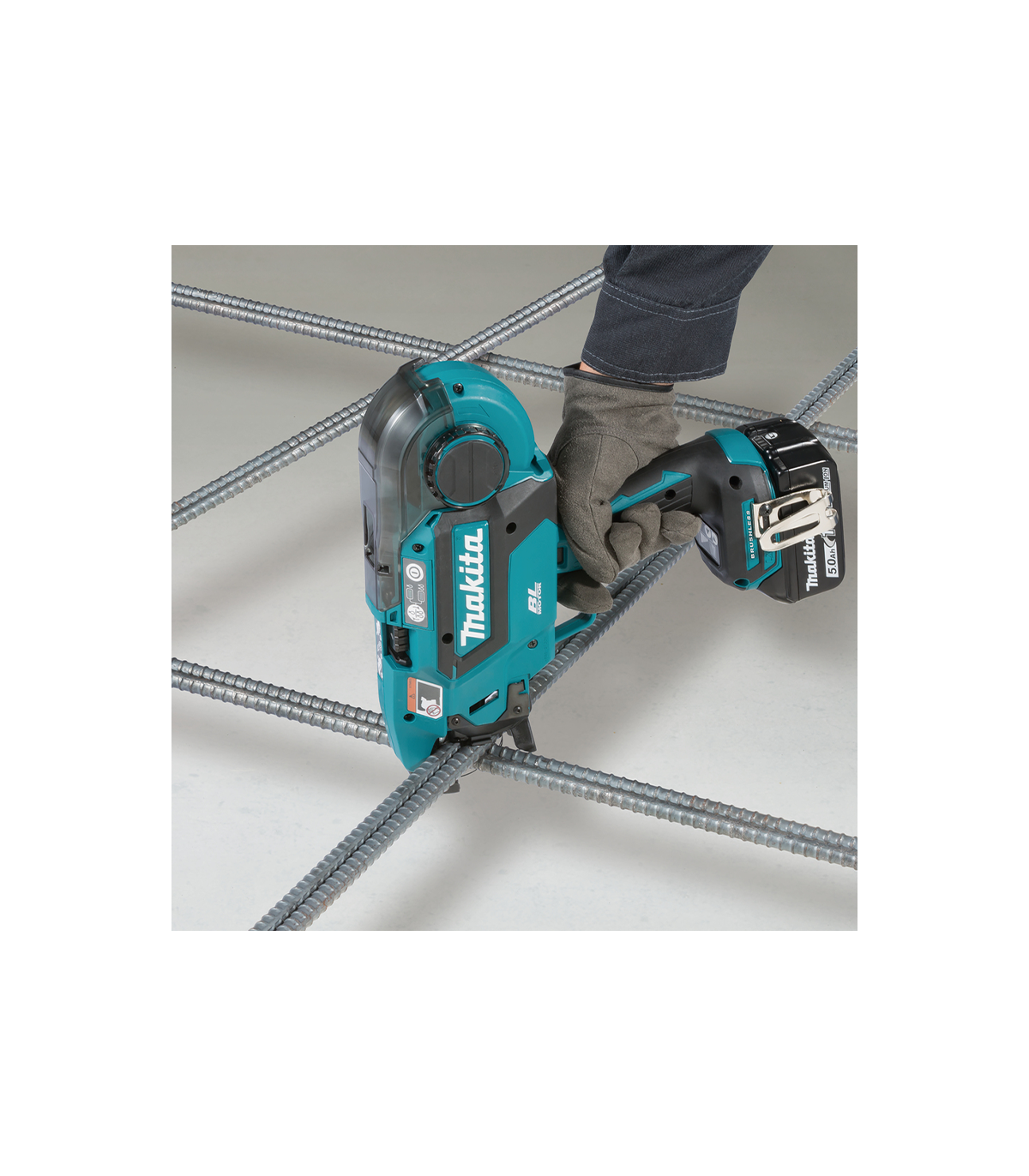 Ligatureuse 18V DTR180ZJ MAKITA + 1 batterie BL1850B 18V 5 Ah + 1 chargeur rapide DC18RC
