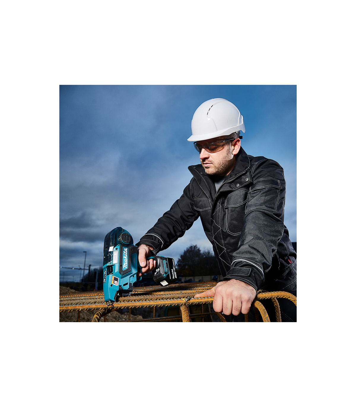 Ligatureuse 18V DTR180ZJ + 2 batteries BL1850B 18V 5 Ah + 1 chargeur rapide DC18RC MAKITA