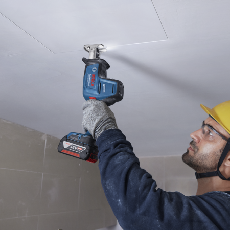 Scie sabre GSA 18V-24 BOSCH