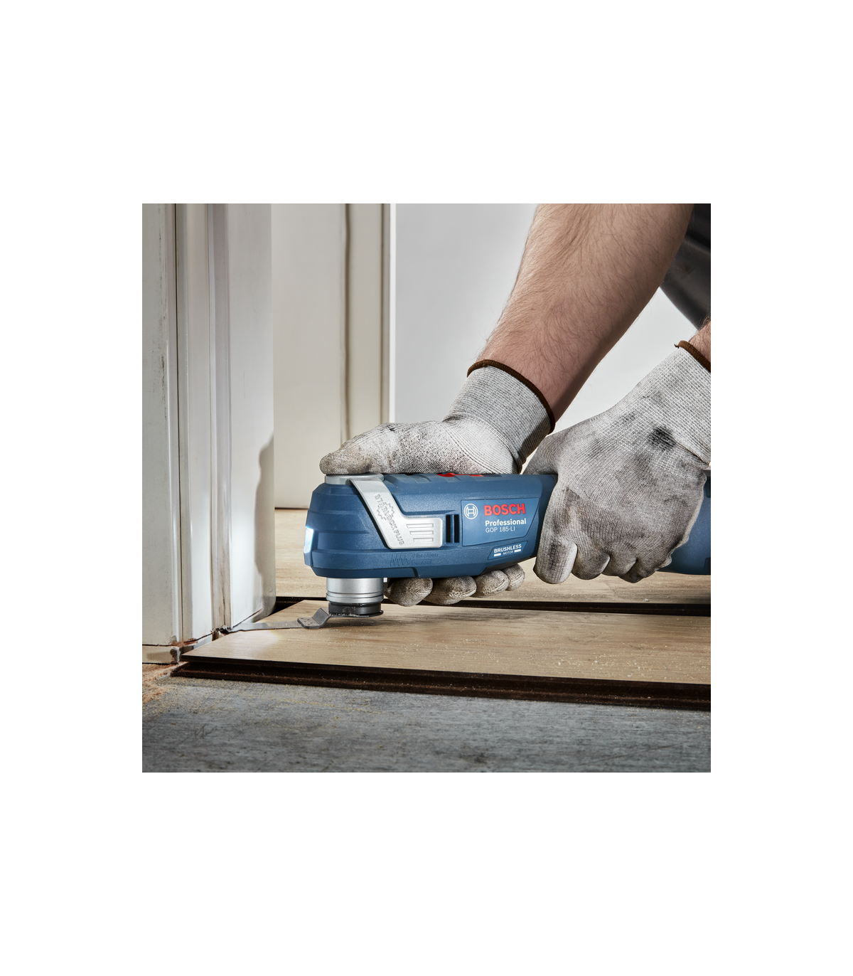 Découpeur-ponceur GOP 18V-34 + 1 batterie Procore 18V 4 Ah + 1 chargeur GAL 18V-40 BOSCH