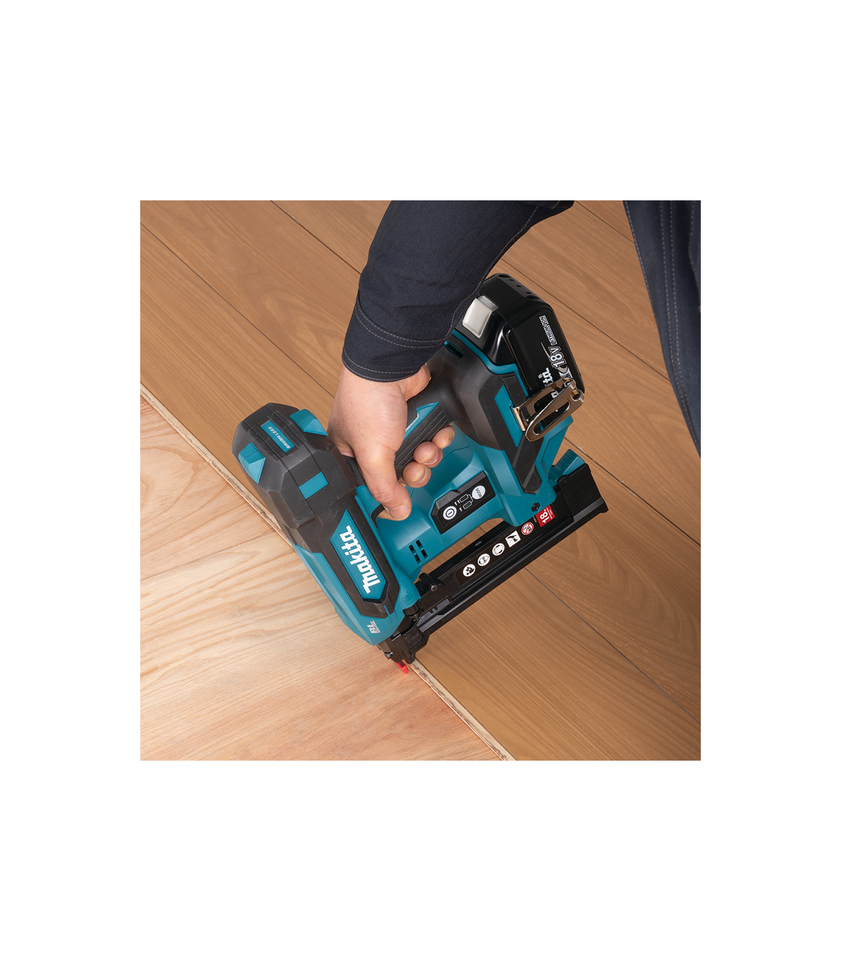 Agrafeuse 18V DST630Z MAKITA
