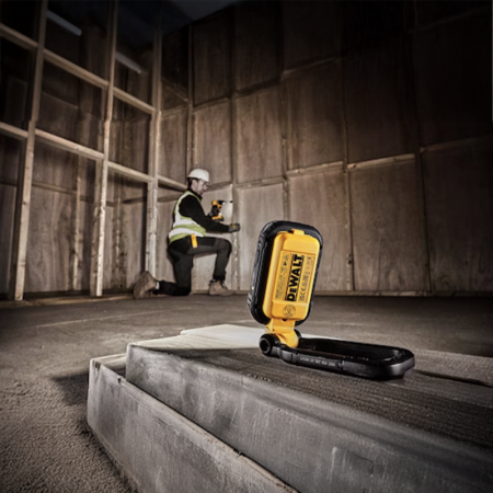 Lampe de travail USB-C DCL182-XJ DEWALT
