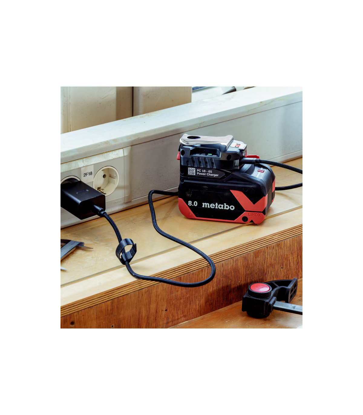 Chargeur PC 18-65 METABO