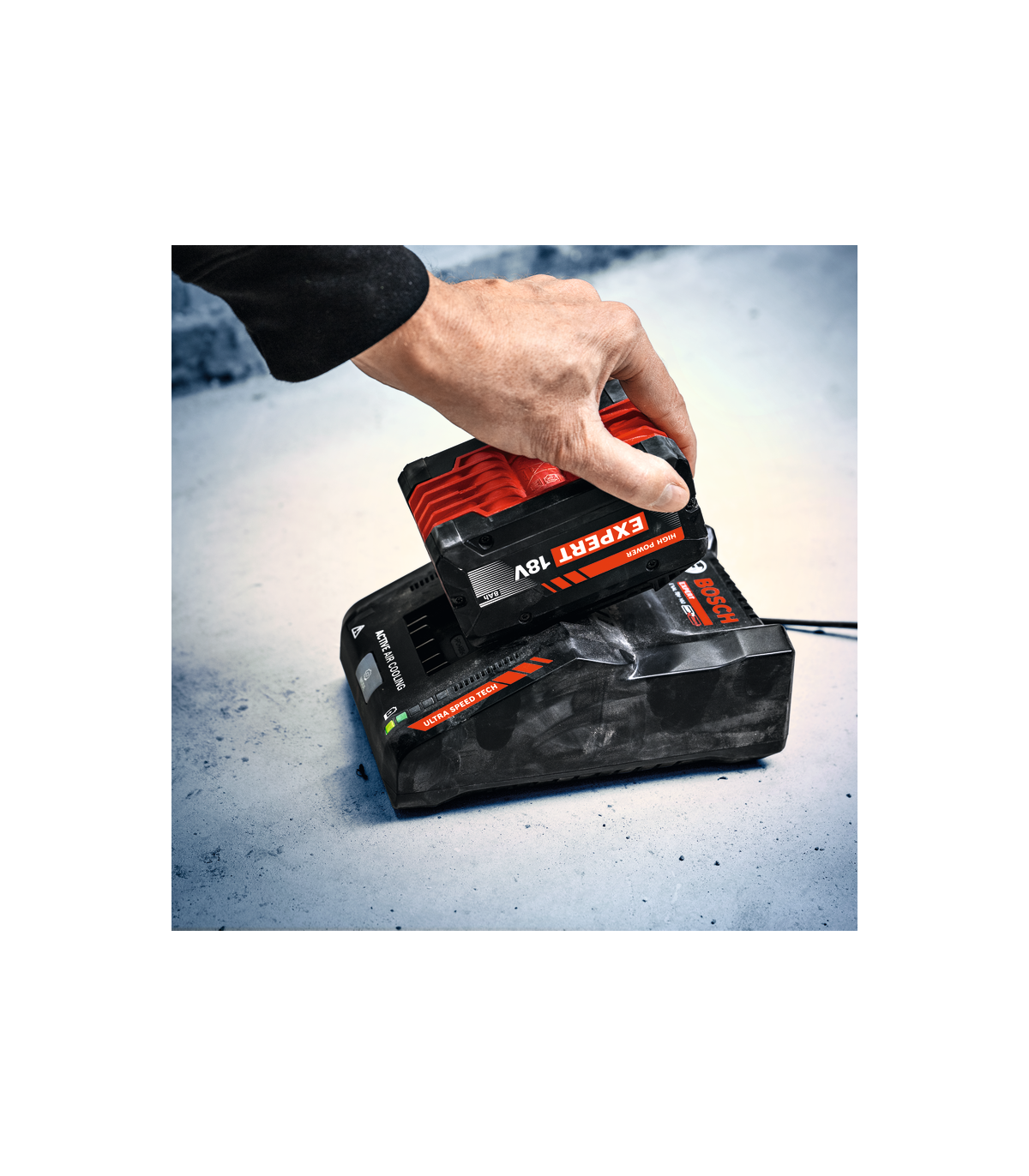 Pack 1 batterie EXPERT EXBA 18V-80 8 Ah + chargeur EXAL 18V-160 BOSCH