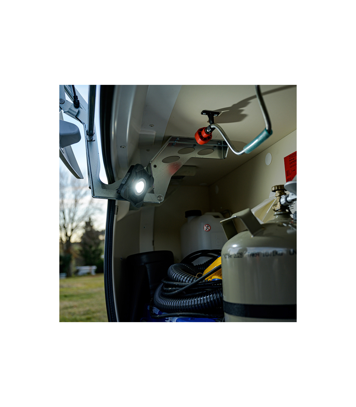 Projecteur LED SH 2000 MAC rechargeable 2200lm IP54 BRENNENSTUHL
