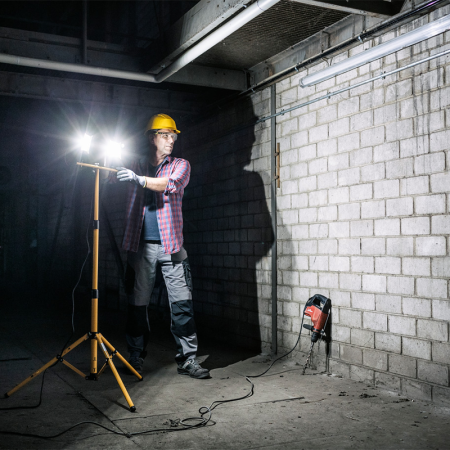 Projecteurs LED JARO 4050 T avec trépied 2 x 1950lm IP54 BRENNENSTUHL