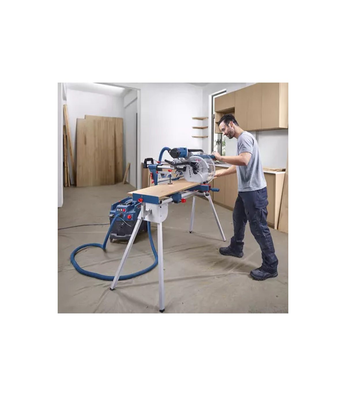 Scie à onglet radiale Ø305 mm GCM 340-305 D + Piètement GTA 2600 BOSCH