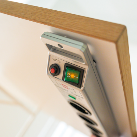 Multiprise Super-Solid 5 prises avec interrupteur et parasurtenseur 13500A BRENNENSTUHL
