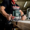 Défonceuse 18V OFV 18 LTX BL 12 + 2 batteries 18V 5,2 Ah + Chargeur rapide ASC 145 METABO