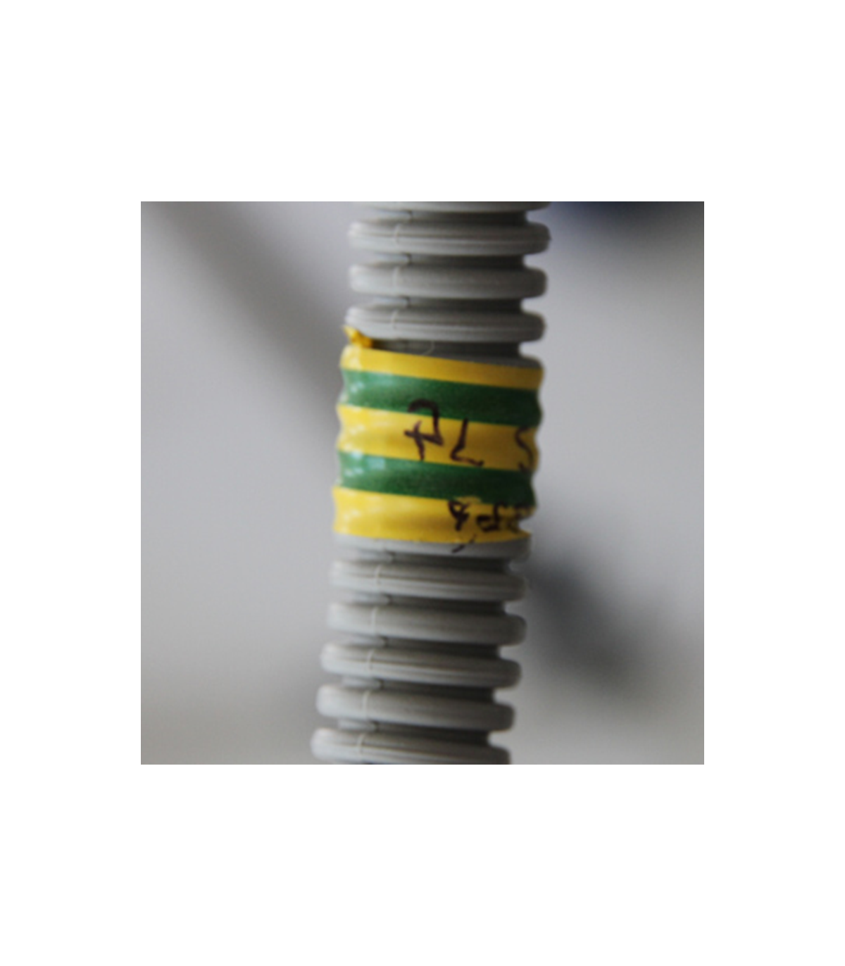 10 rubans adhésifs PVC repérage électrique "6022" 15mm x 10m Multi-teintes BARNIER